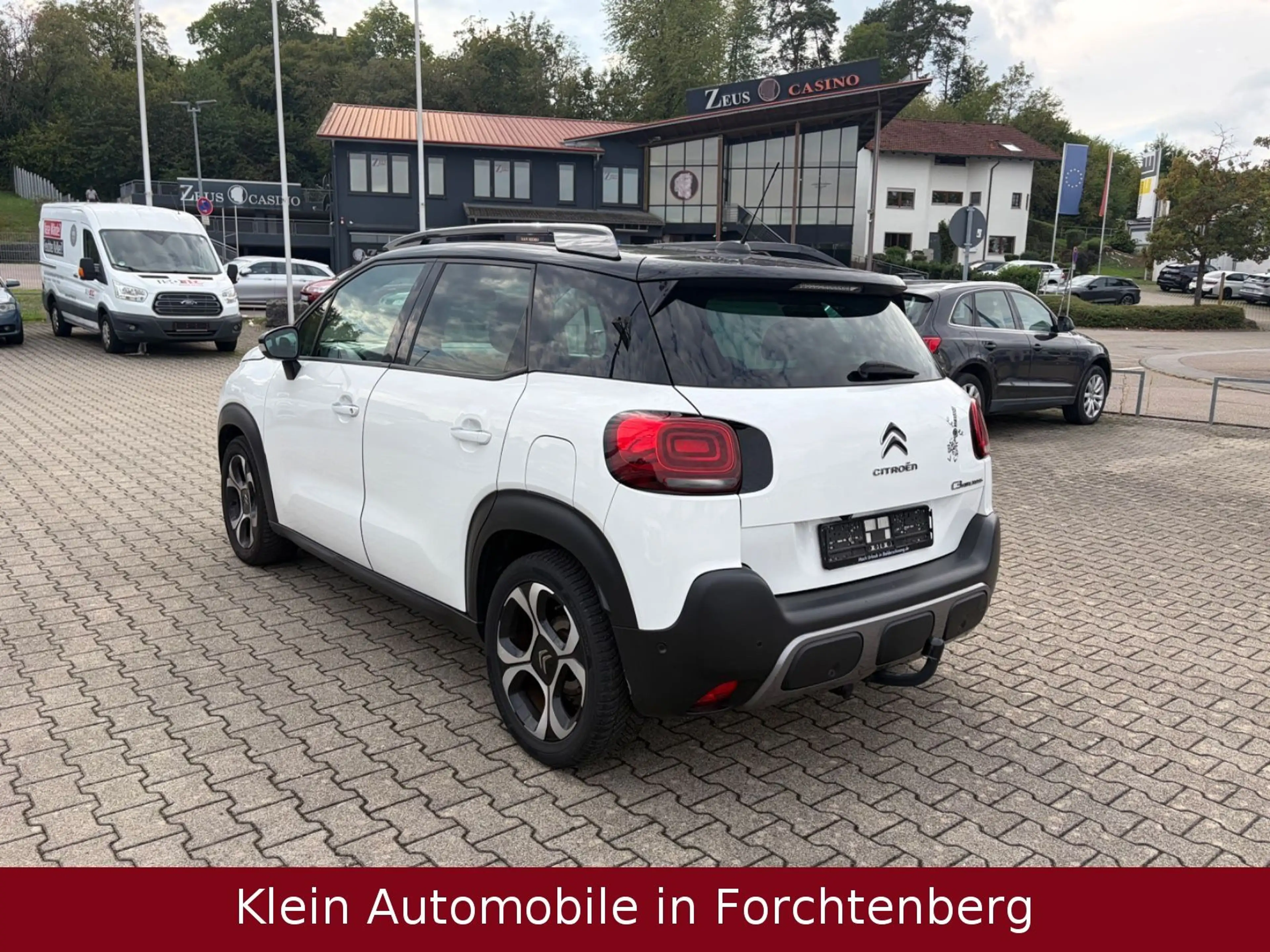 Citroen C3 Aircross Shine Leder Pano HUD Navi Kamera PDC — photo 5