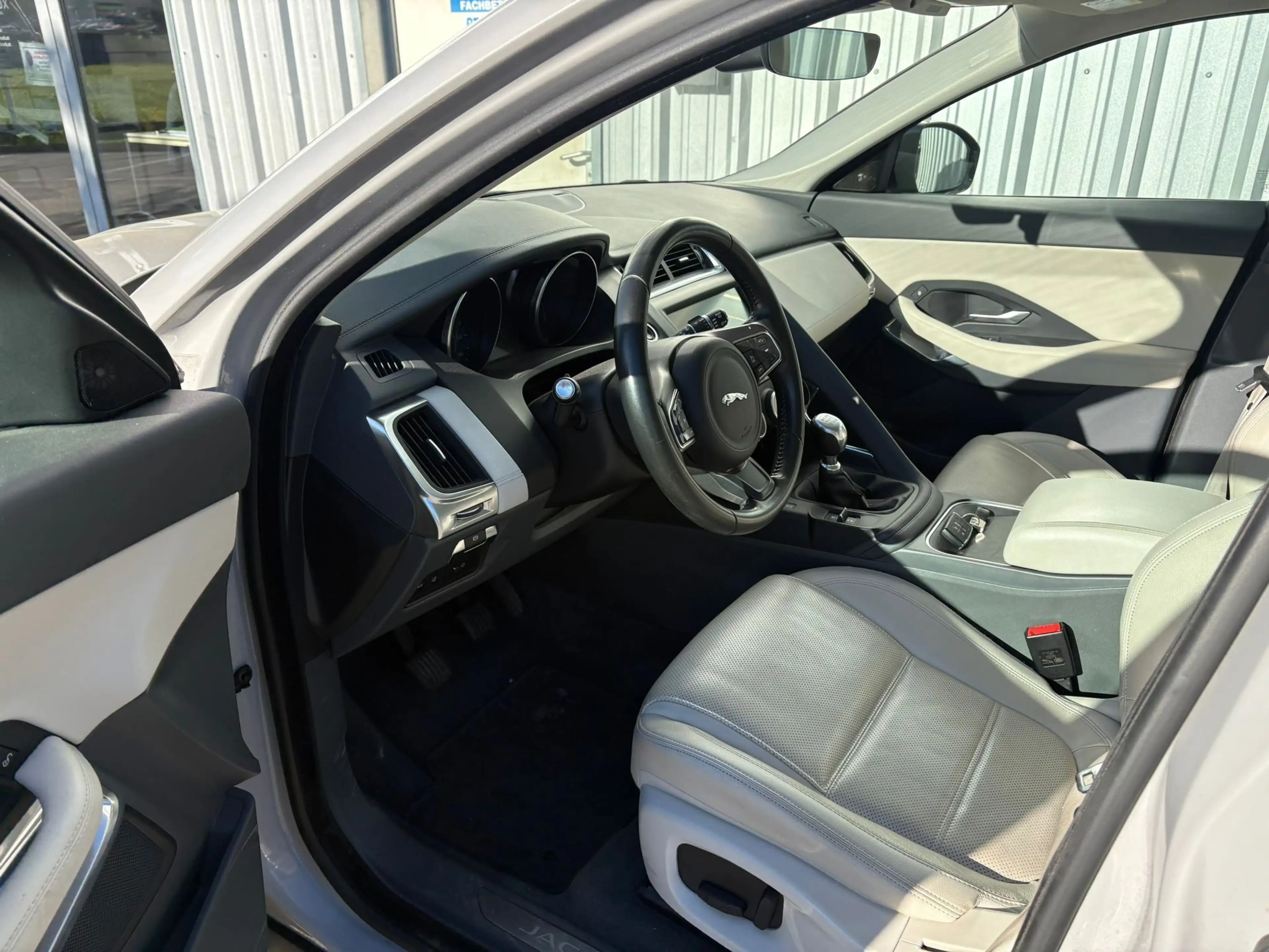 Jaguar E-Pace E-Pace 2.0DI4 D150 S S — photo 14