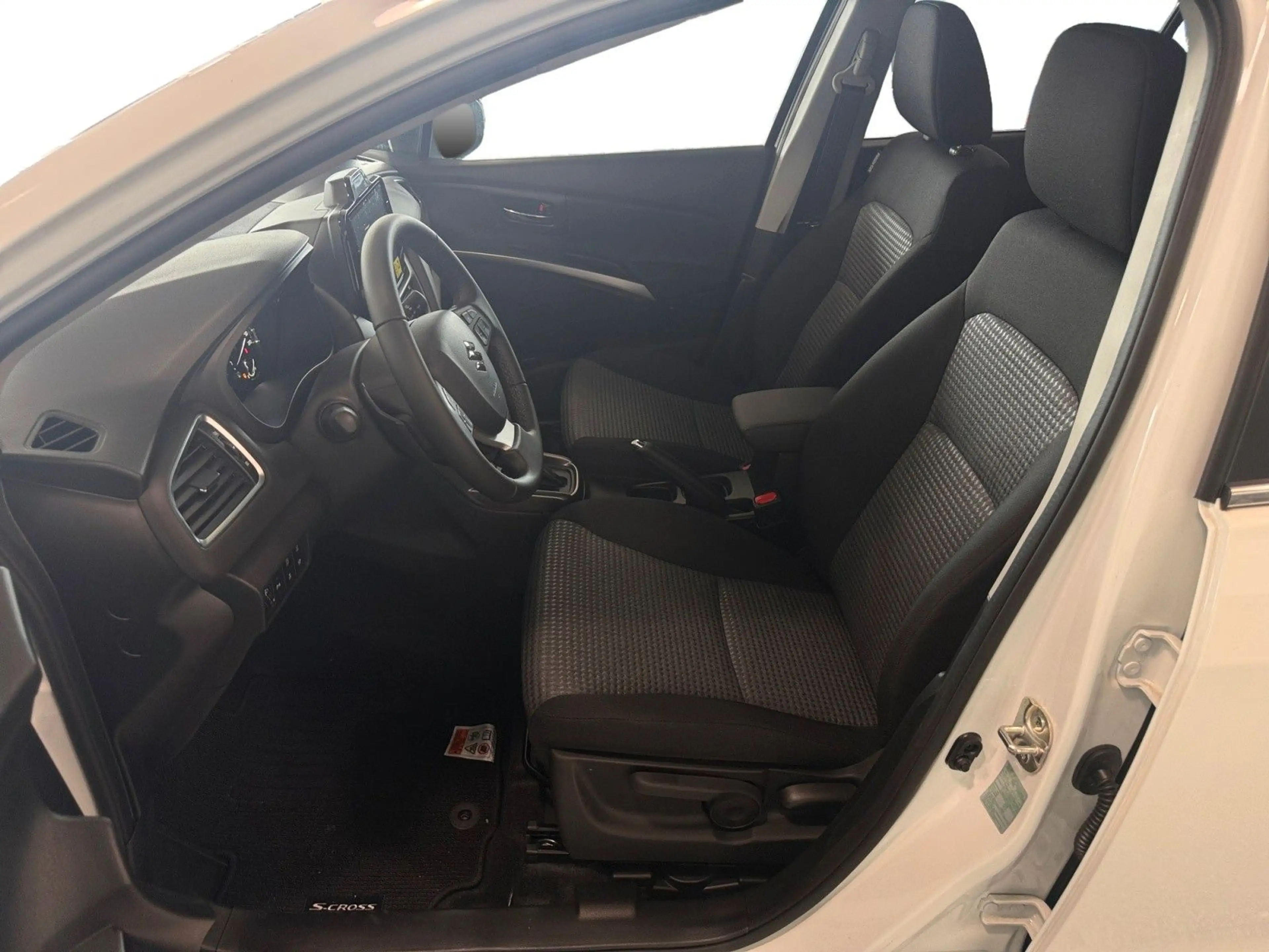 Suzuki SX4 S-Cross S-Cross 1.4 BOOSTERJET Hybrid AT Comfort — photo 9