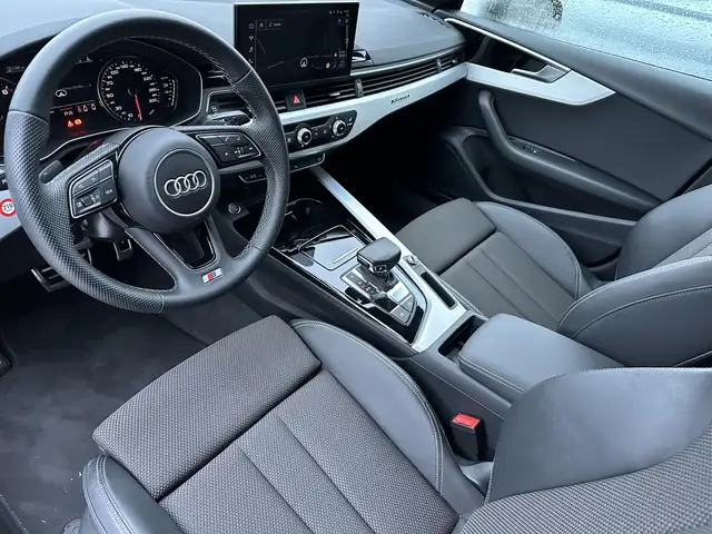 Audi A5 view 8