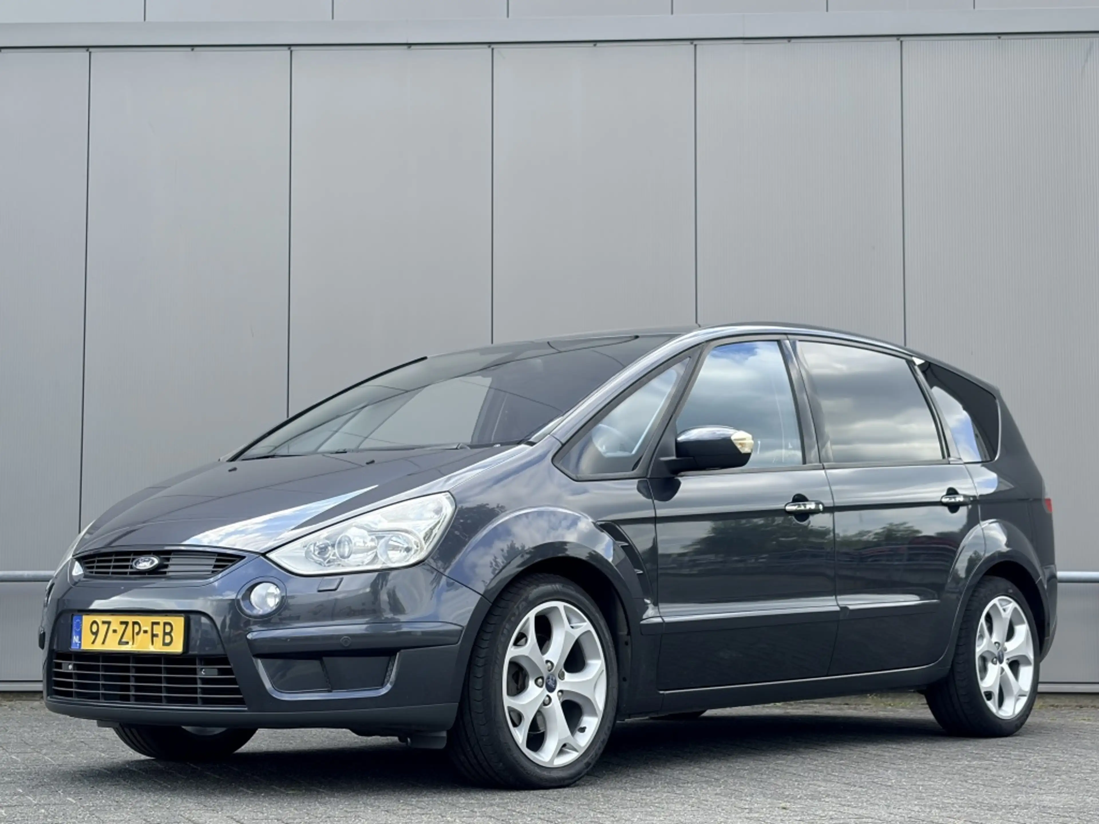 Ford S-Max 2.3-16V - automaat - leder - trekhaak - nap! -