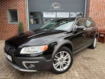 SUMM D4 AWD,STANDHEIZUNG,DACH,DAB,POLESTAR