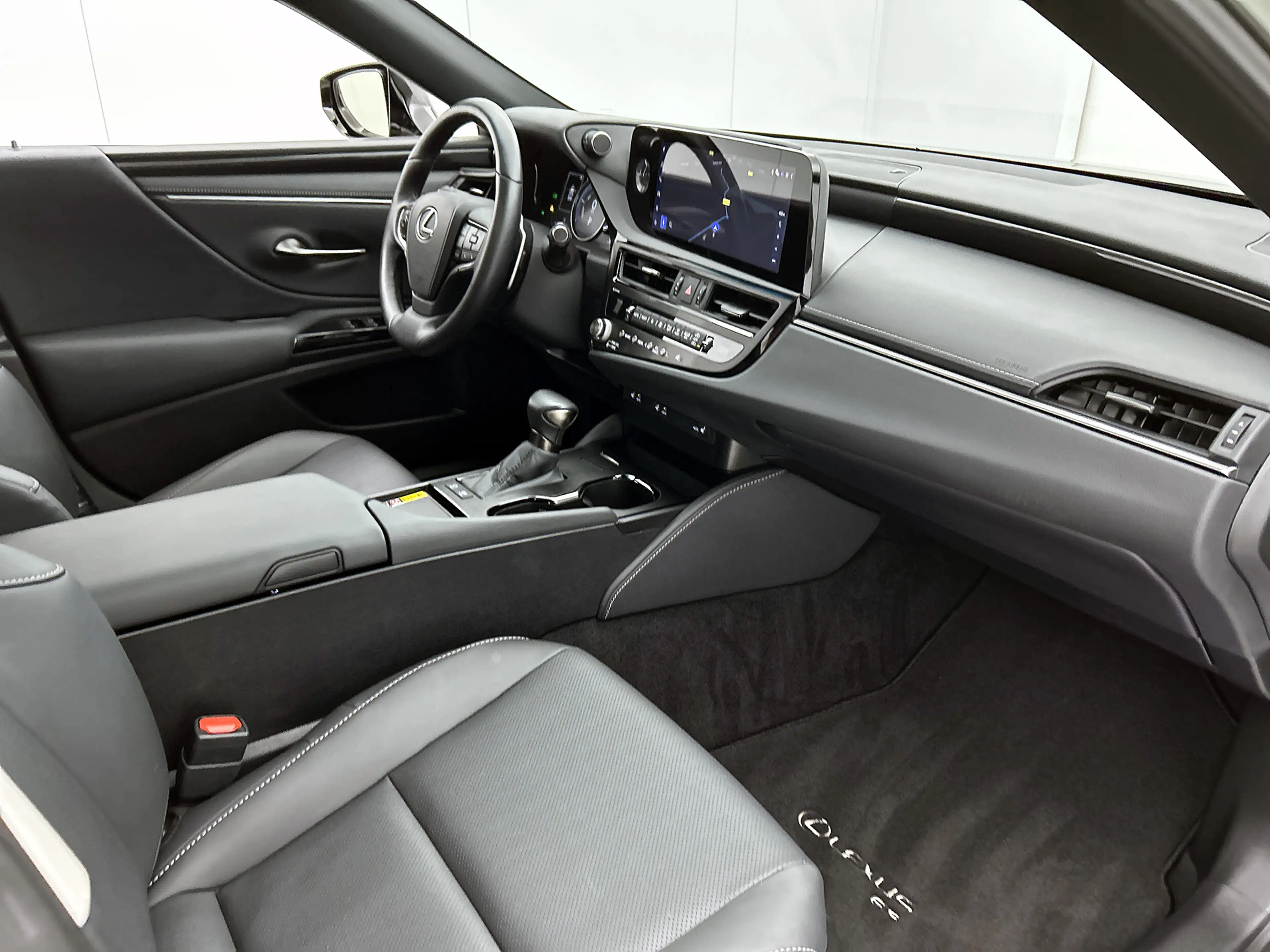 Lexus ES 300 300h 35th Edition | BTW Voertuig | Dealeronderhoud — photo 6