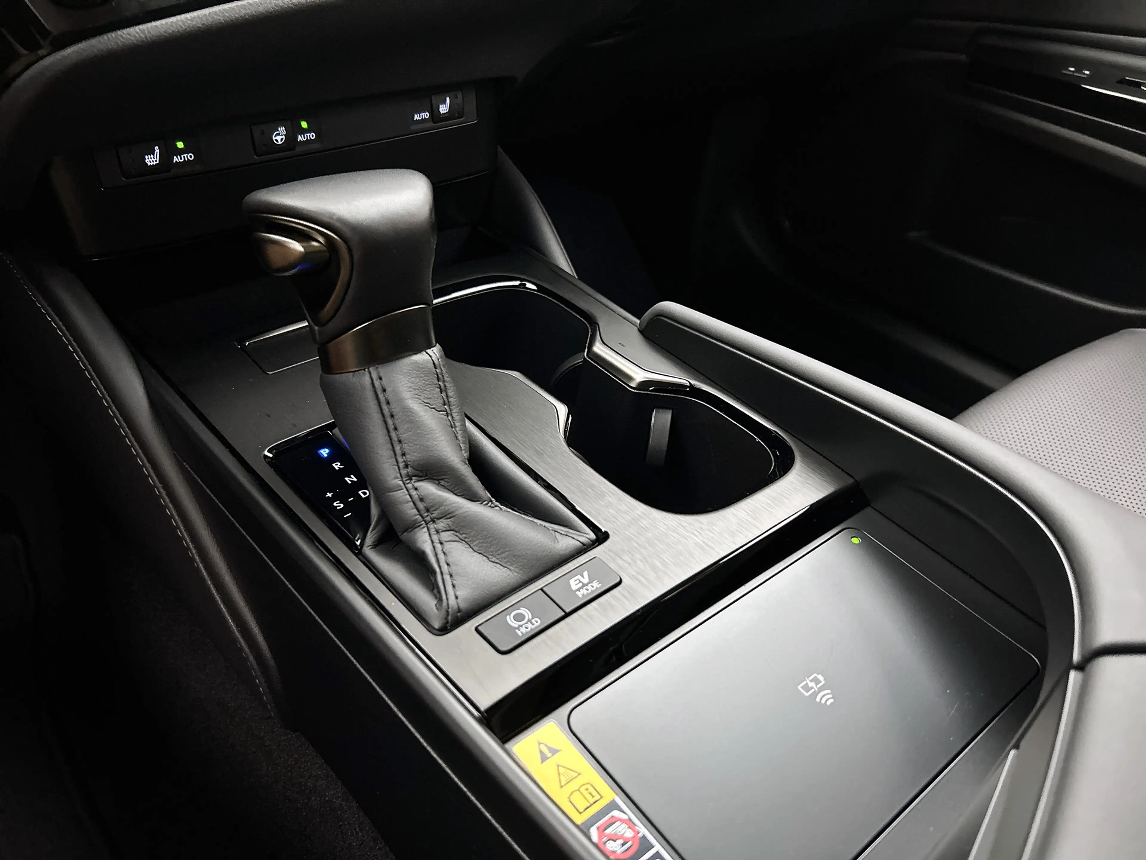 Lexus ES 300 300h 35th Edition | BTW Voertuig | Dealeronderhoud — photo 11