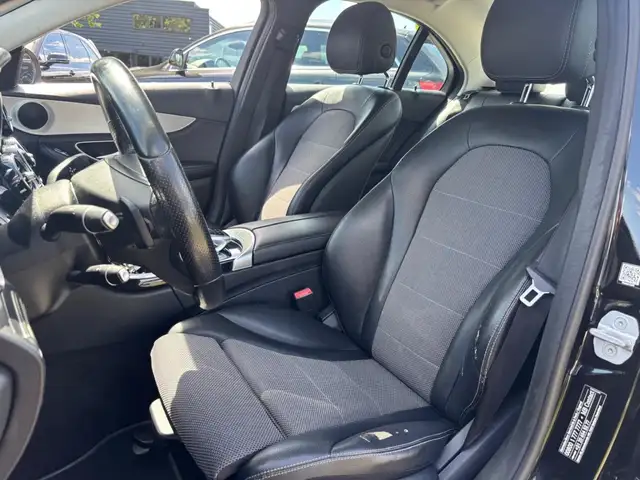 Mercedes-Benz C-Class view 12