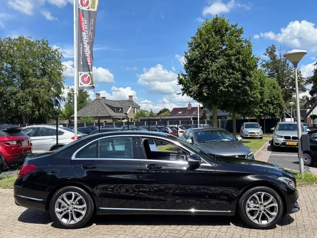 Mercedes-Benz C-Class view 5