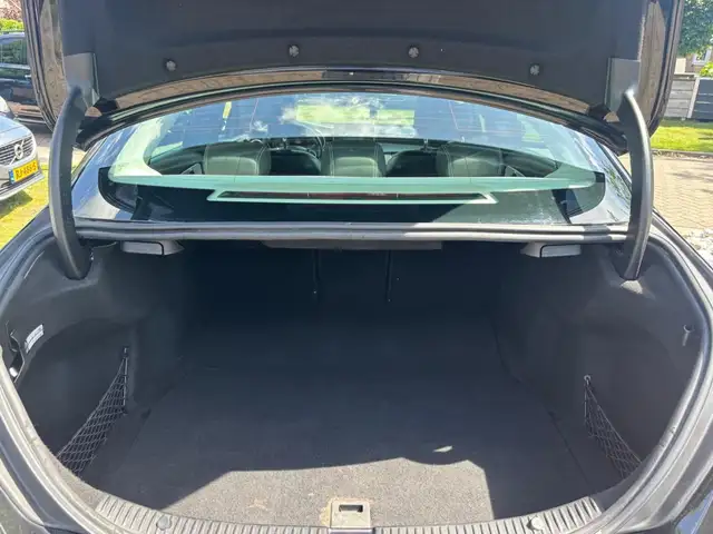 Mercedes-Benz C-Class view 15