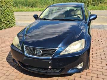 IS 220 2.2 D4D D-CAT Business