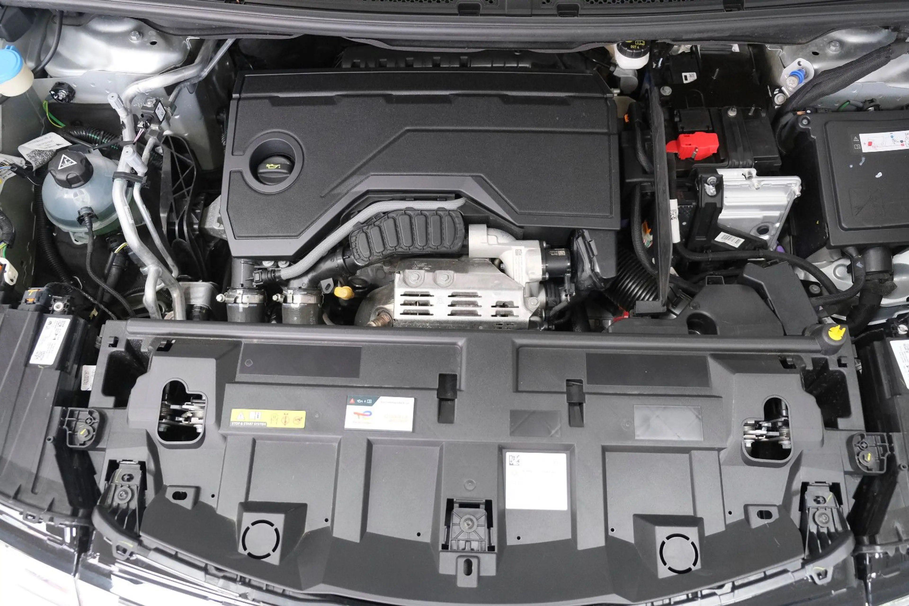 Opel Grandland X Grandland 1.2 GS 48V *NAVI/HUD/LED/SHZ/PDC/360* — photo 8