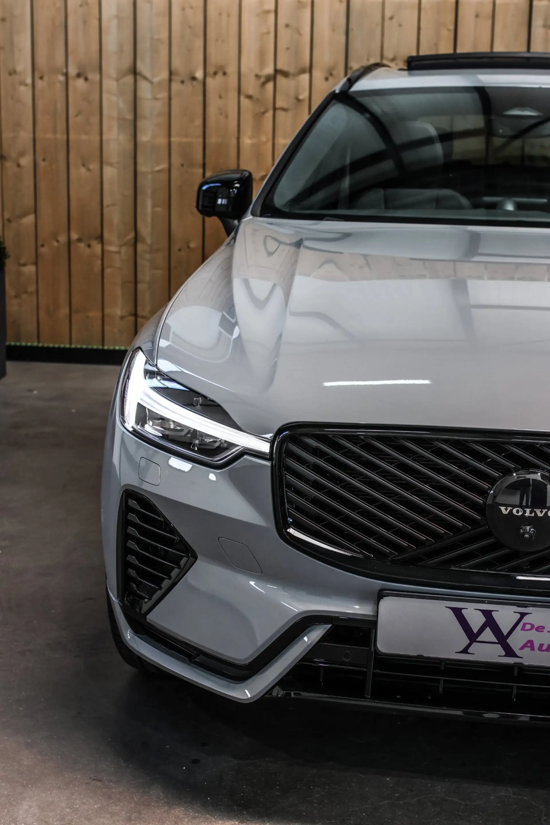 Volvo XC60 2.0 T8 Plug-in hybrid AWD Ultra Black Edition *B&W — photo 9