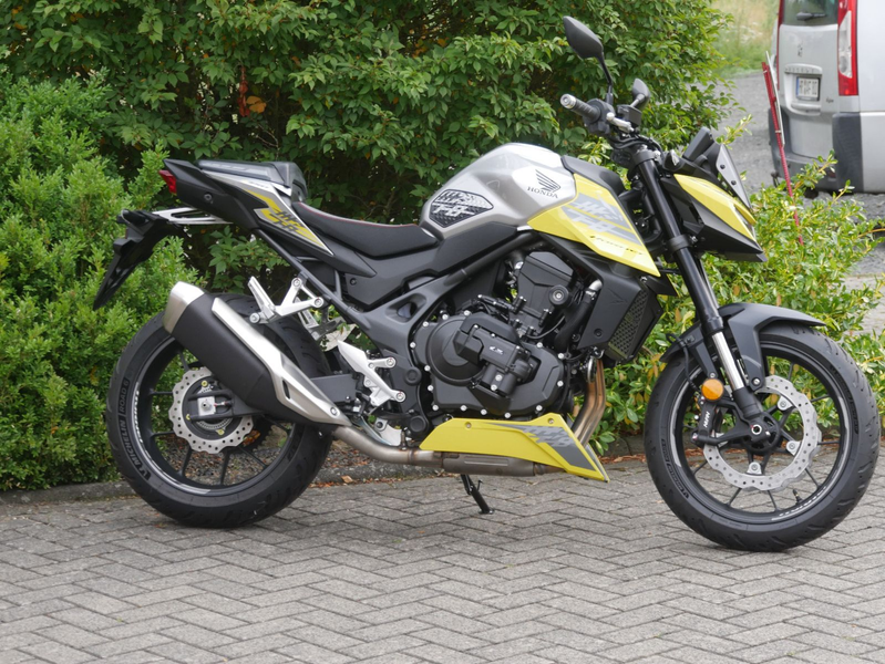 Honda CB 750 Hornet E- Clutch — photo 3