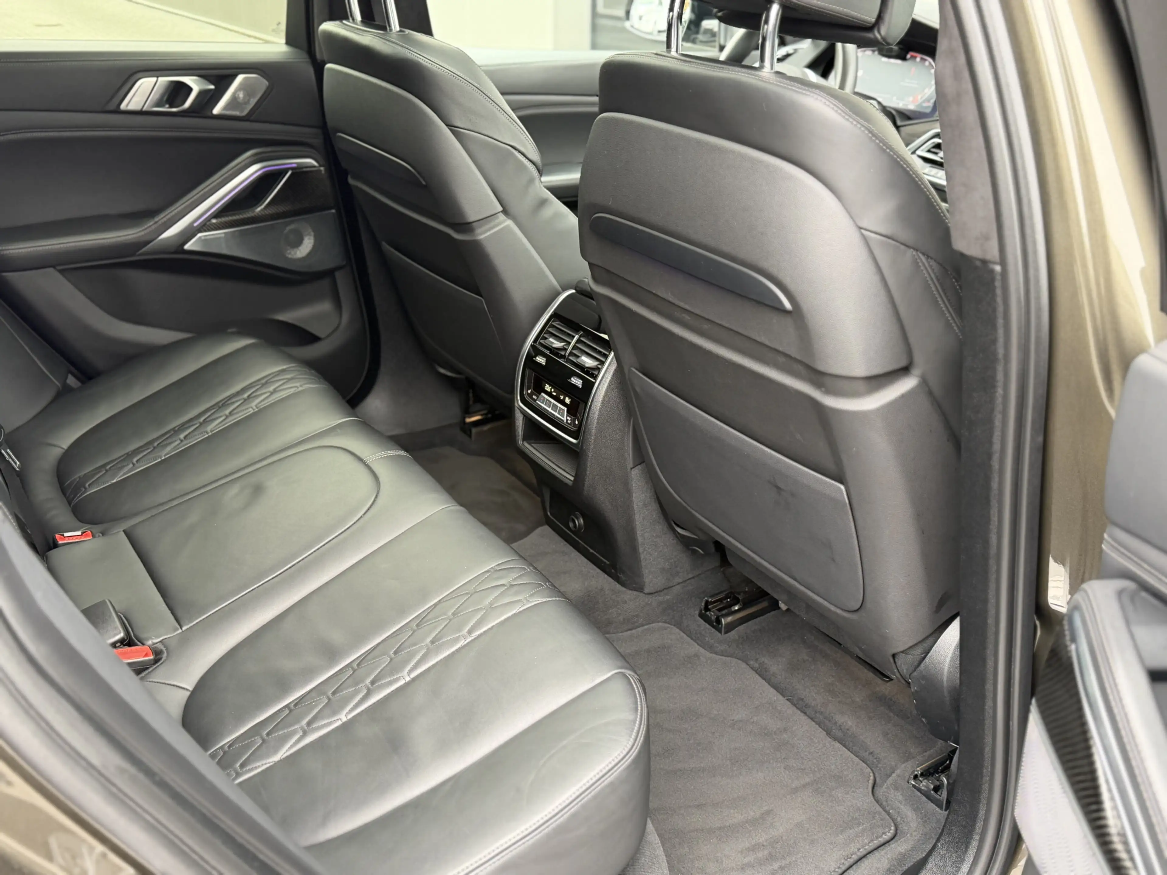 BMW X6 M50i High Executive | Panorama | Bowers & Wilkins — photo 8
