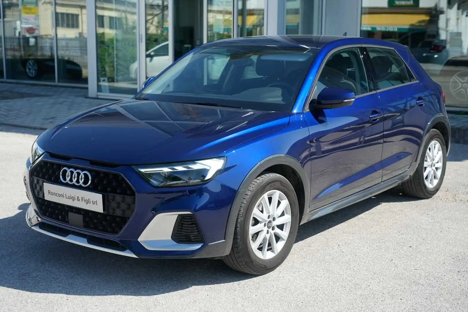 Audi A1 A1 allstreet 30 1.0 tfsi Business 110cv s tronic Bleu - 1
