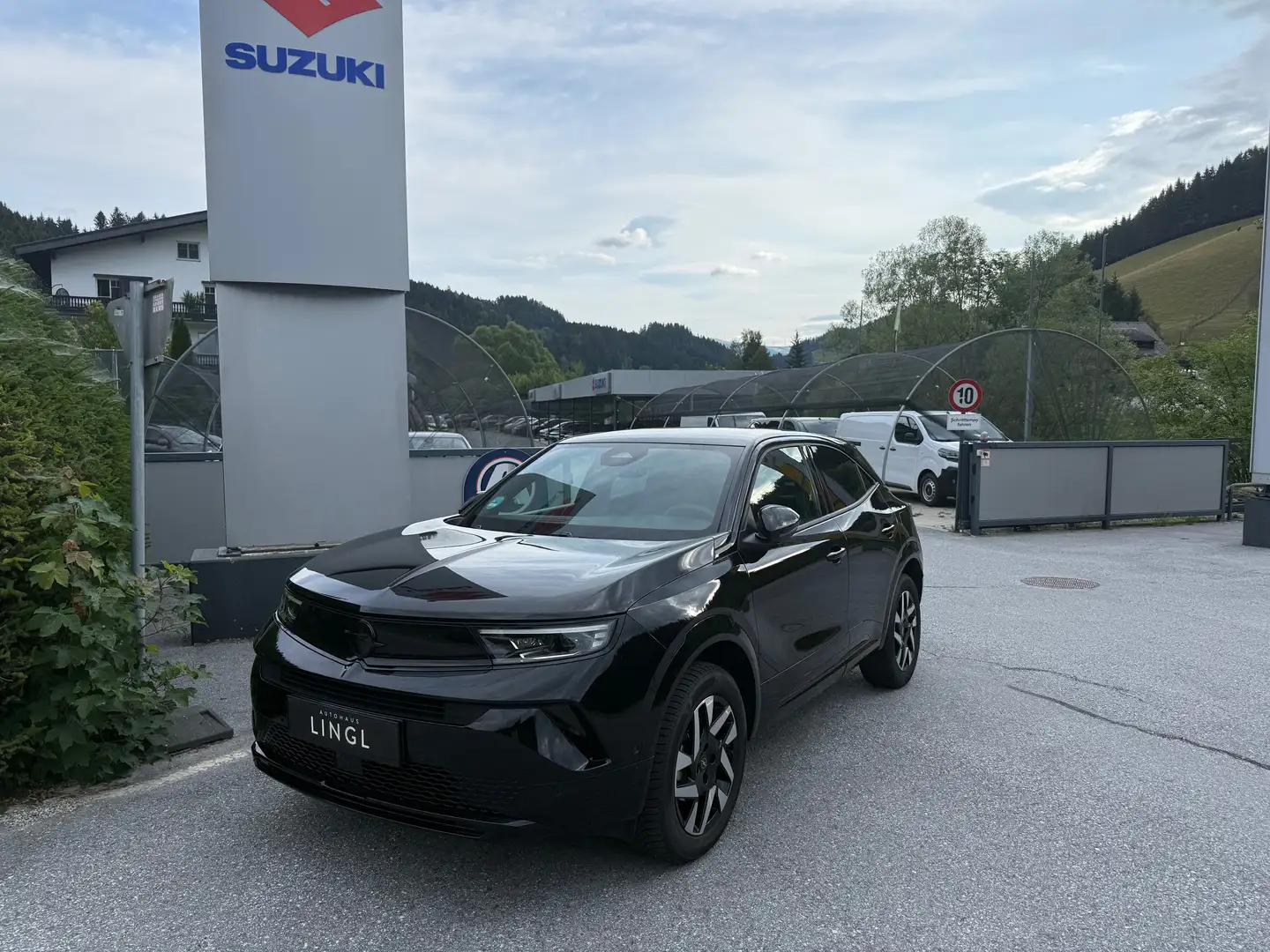 Opel Mokka 1,2 Direct Injection Turbo GS Aut. Schwarz - 1