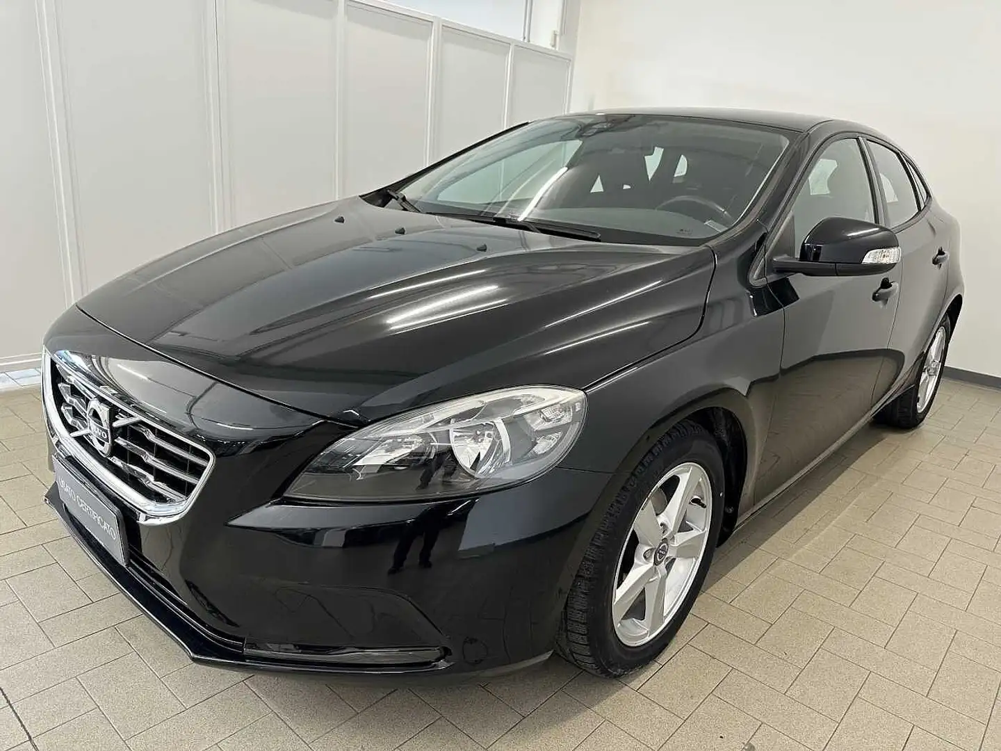 Volvo V40 D2 KIN PER NEOPATENTATI Noir - 1