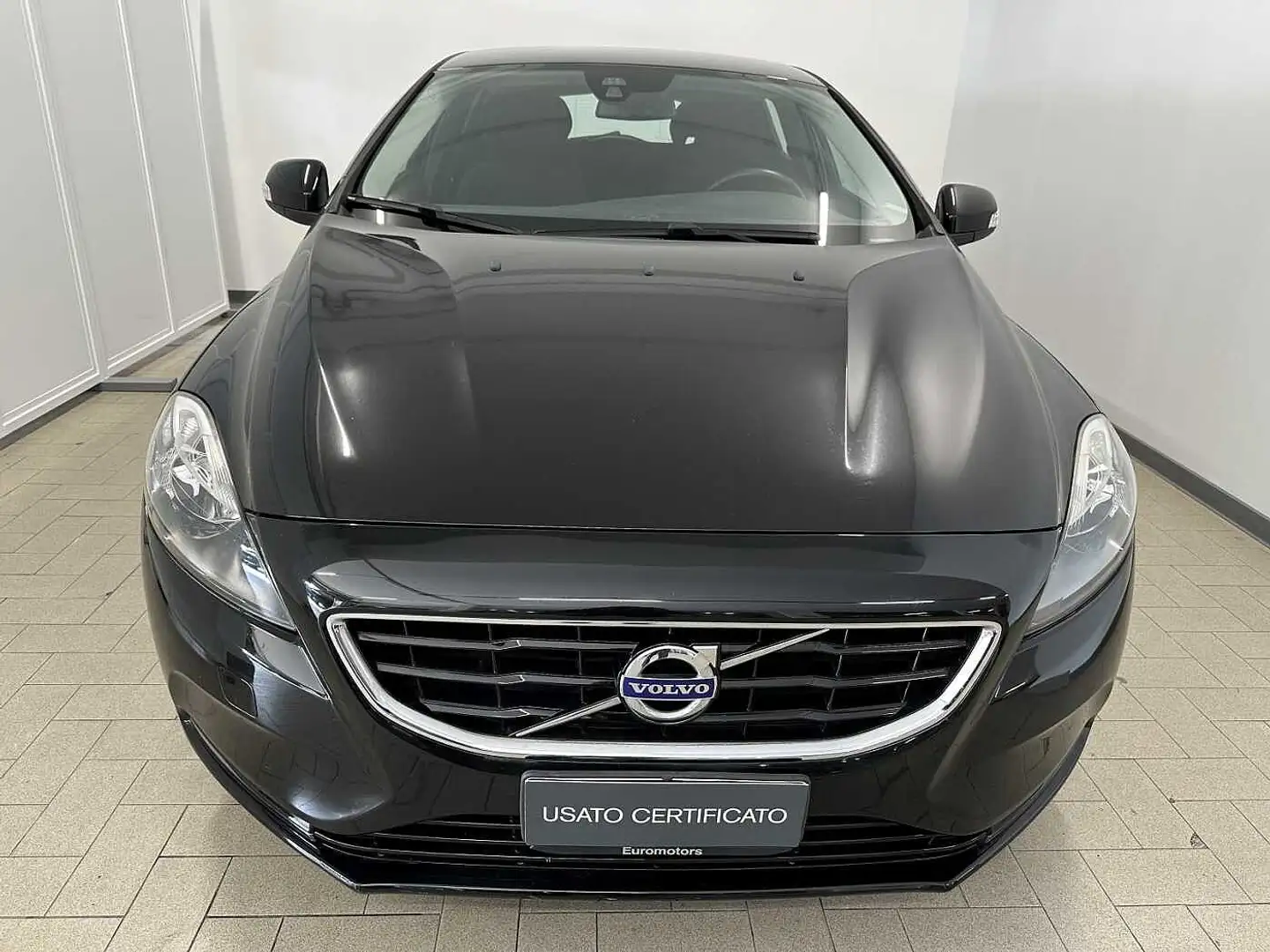 Volvo V40 D2 KIN PER NEOPATENTATI Noir - 2