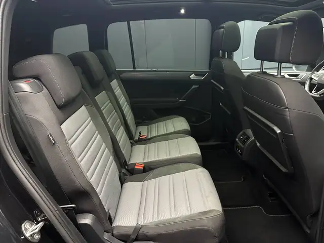 Volkswagen Touran view 26