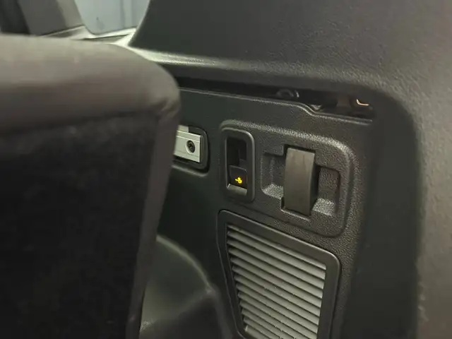 Volkswagen Touran view 29