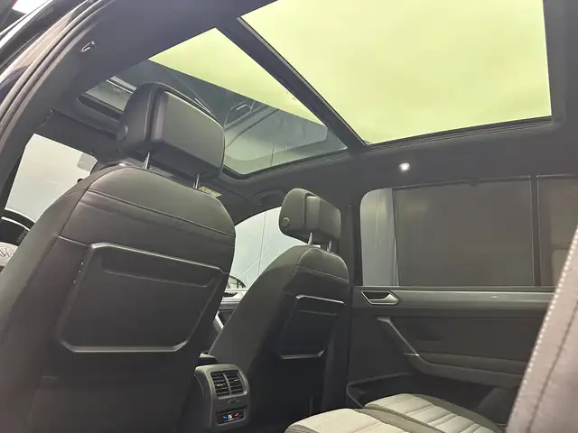 Volkswagen Touran view 10