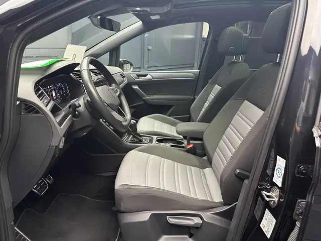 Volkswagen Touran view 15