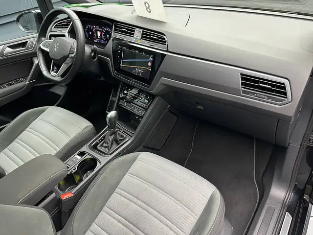 Volkswagen Touran view 12