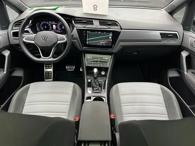 Volkswagen Touran view 13