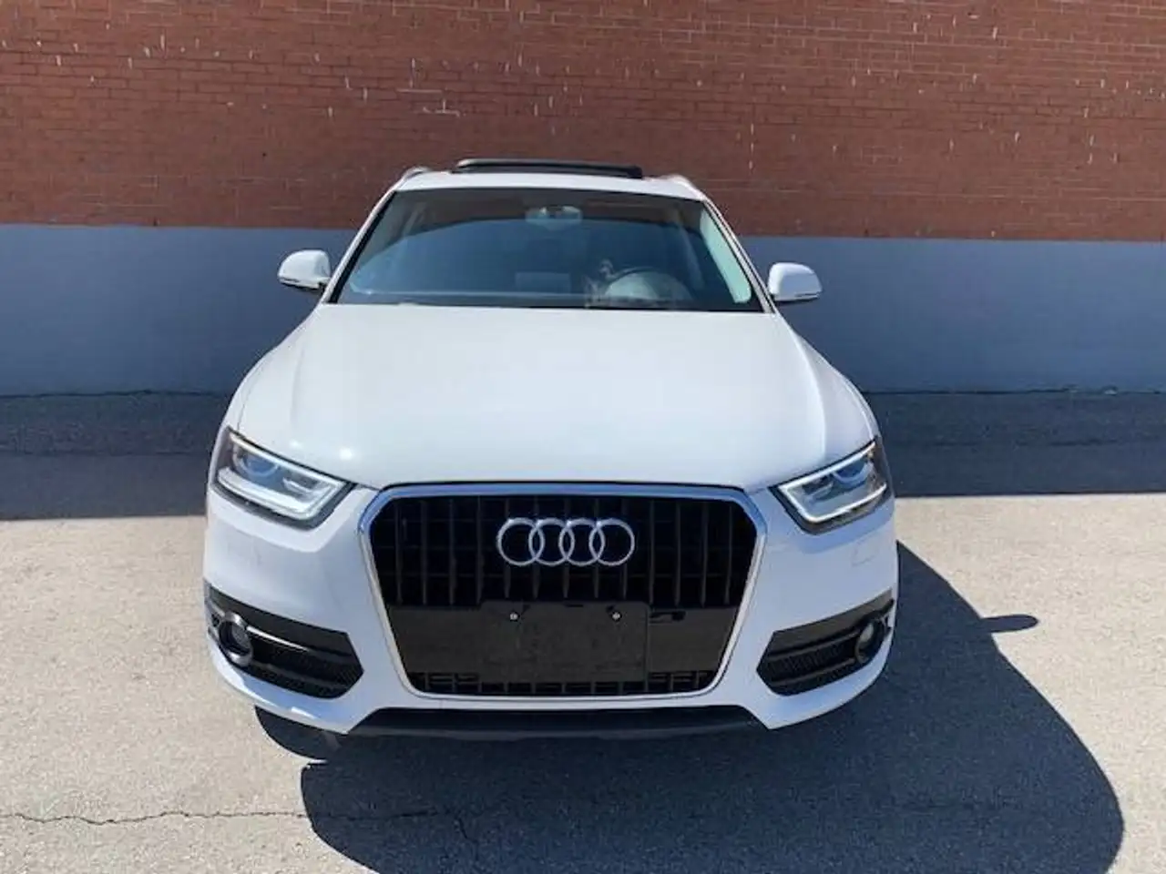 Audi Q3 снимка Audi Q3