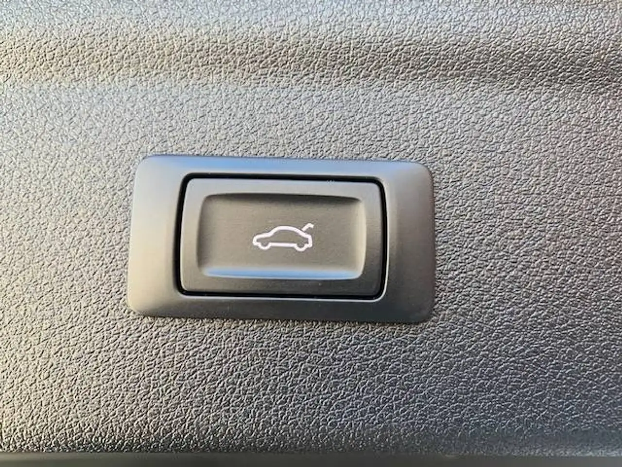 Audi Q3 снимка Audi Q3