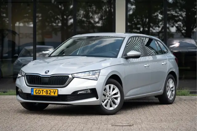 Skoda Scala 1.0 TSI 110pk Ambition | Trekhaak | Navi by App |