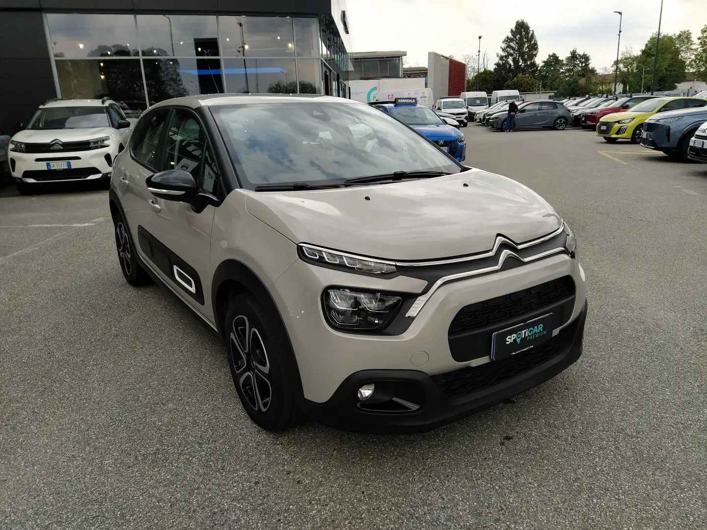 Citroen C3 1.2 PureTech 110cv PLUS AZIENDALE Beige - 1