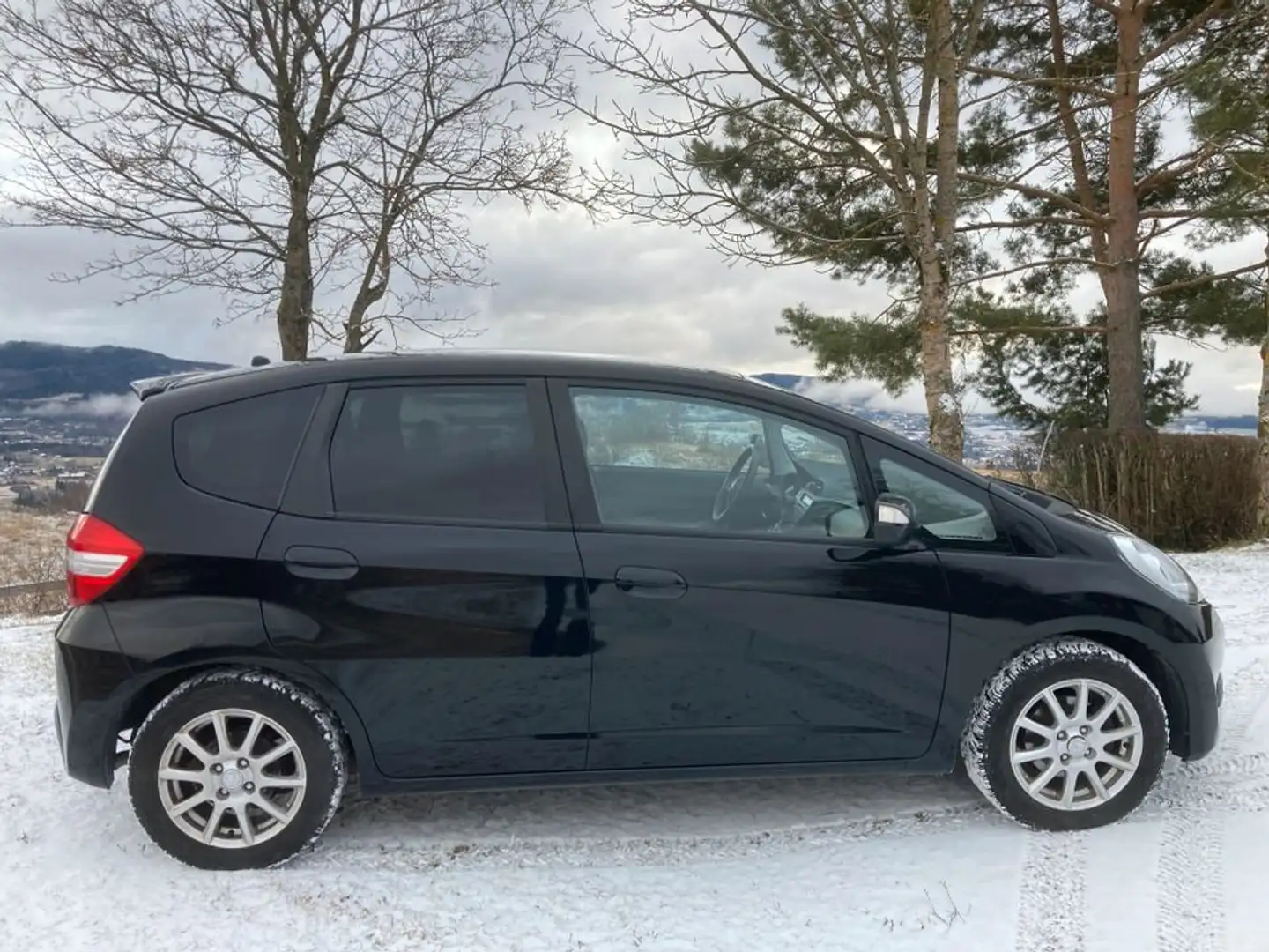 Honda Civic 1.4 Confort Plus Чёрный - 1