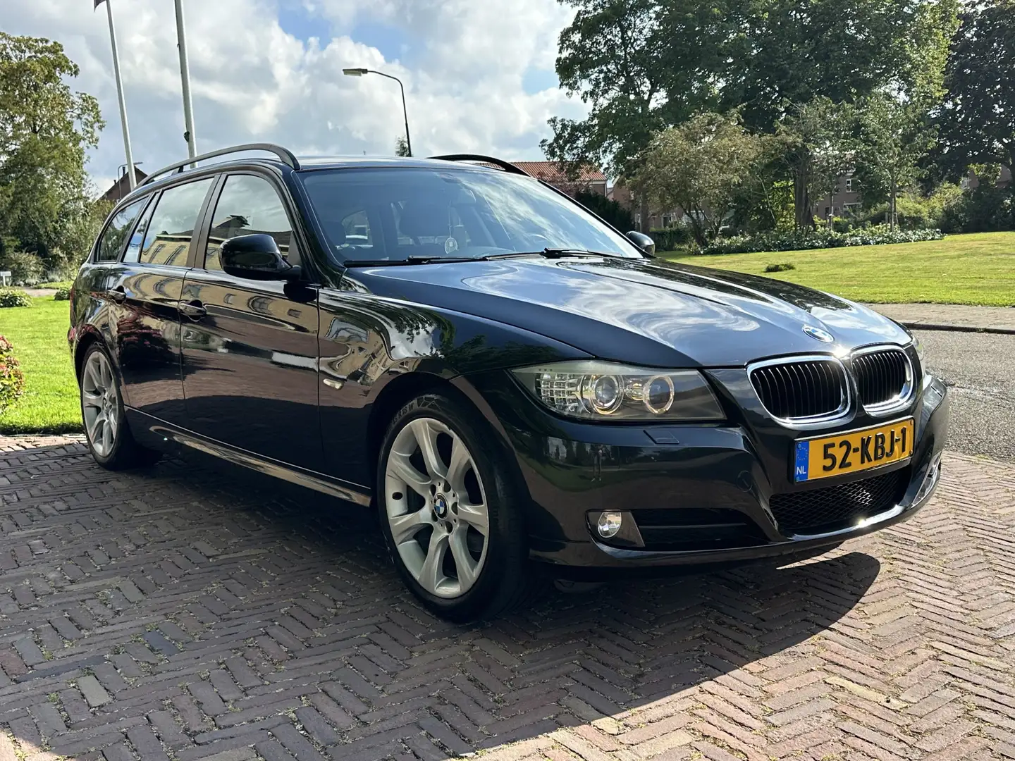 BMW 316 3-serie Touring 316i Business Line FACE-Lift * NL Zwart - 2
