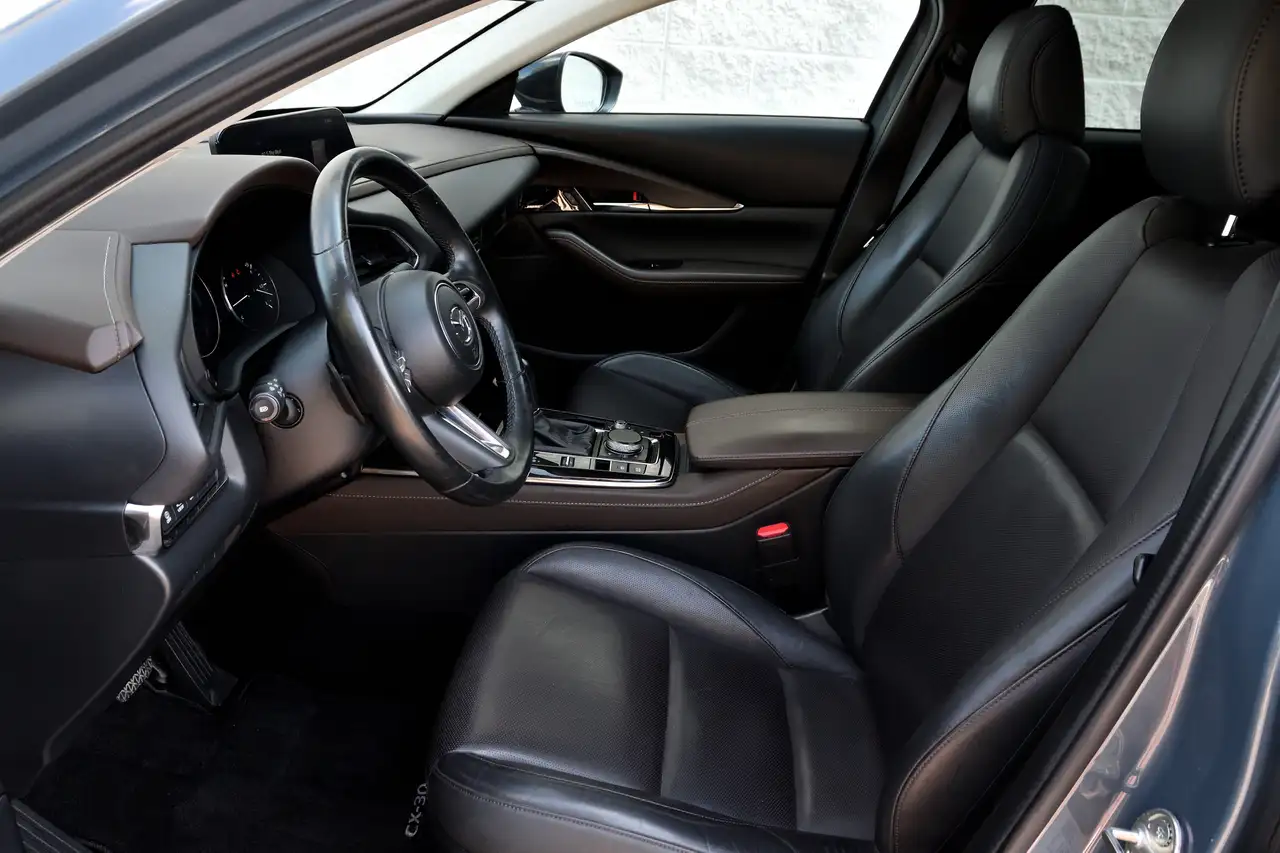 Mazda CX-30 снимка Mazda CX-30