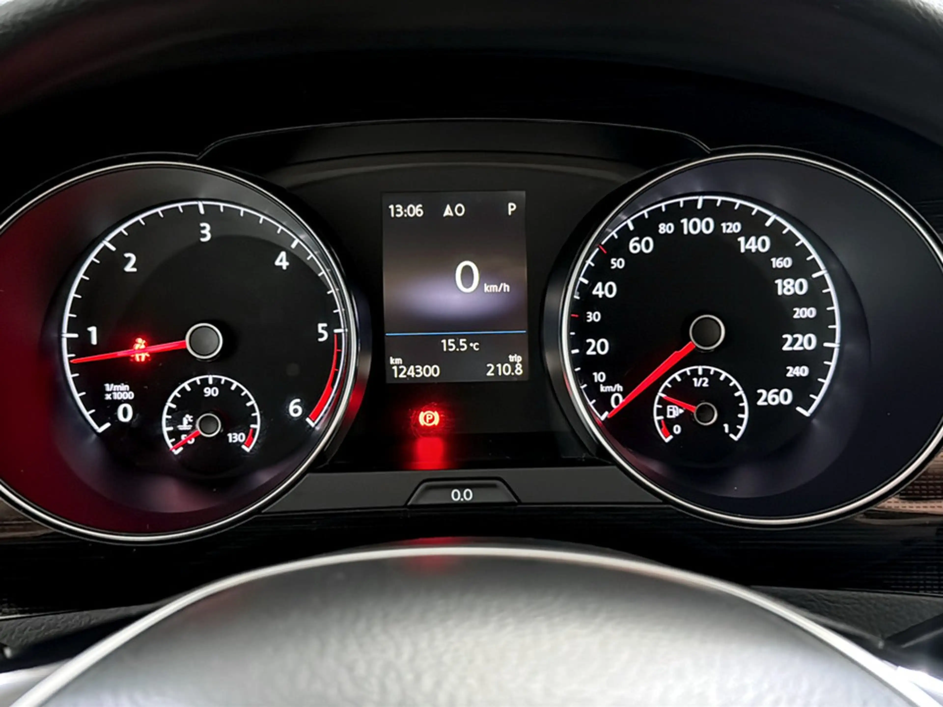 Volkswagen Golf Sportsvan Comfortline TDI SCR DSG — photo 16
