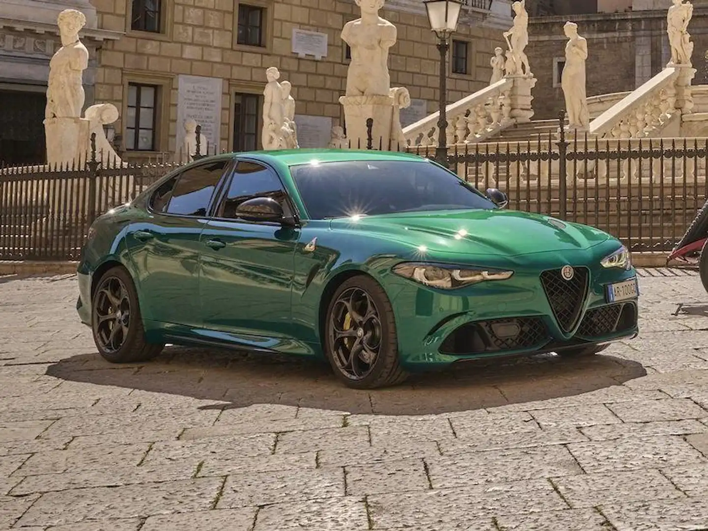Alfa Romeo Giulia Rot - 1