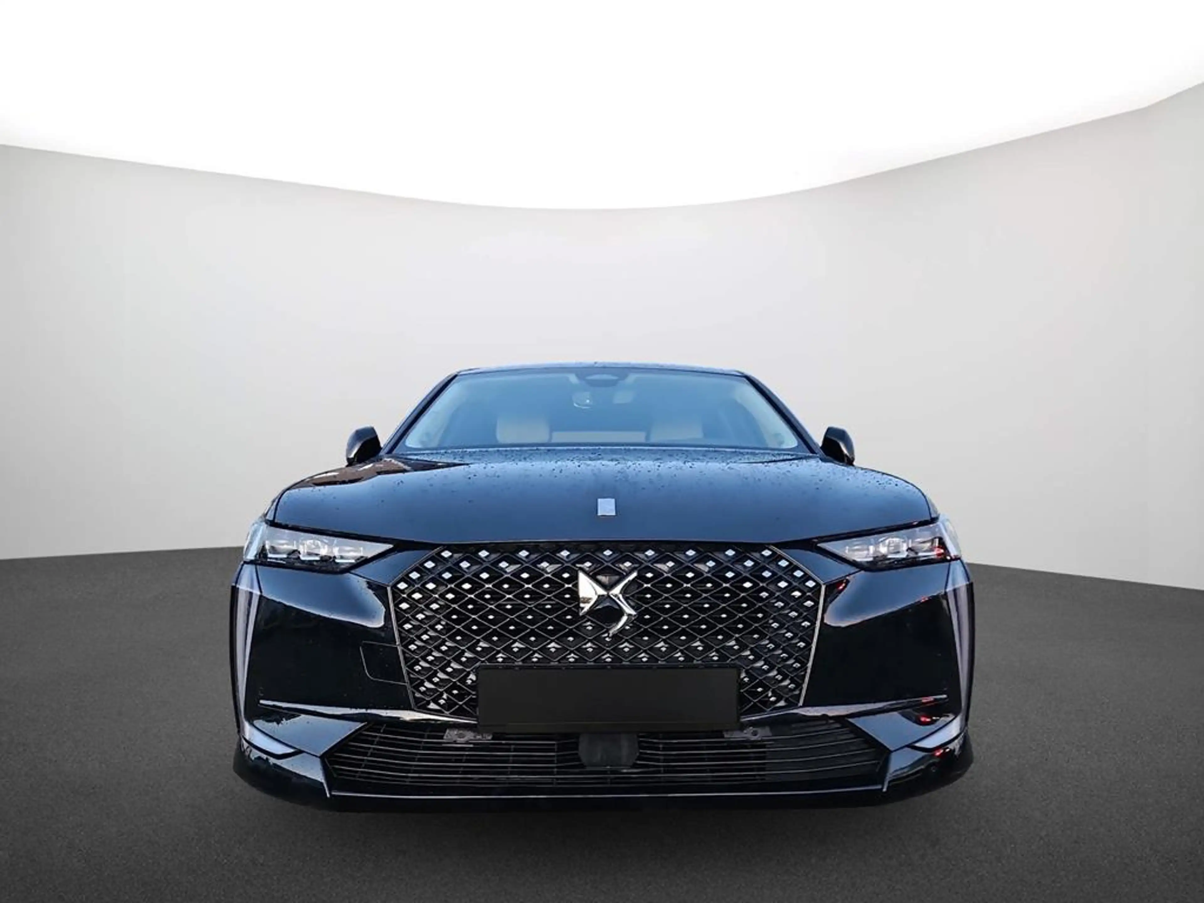 DS Automobiles DS 4 Esprit de Voyage PureTech 130 EAT8 — photo 2