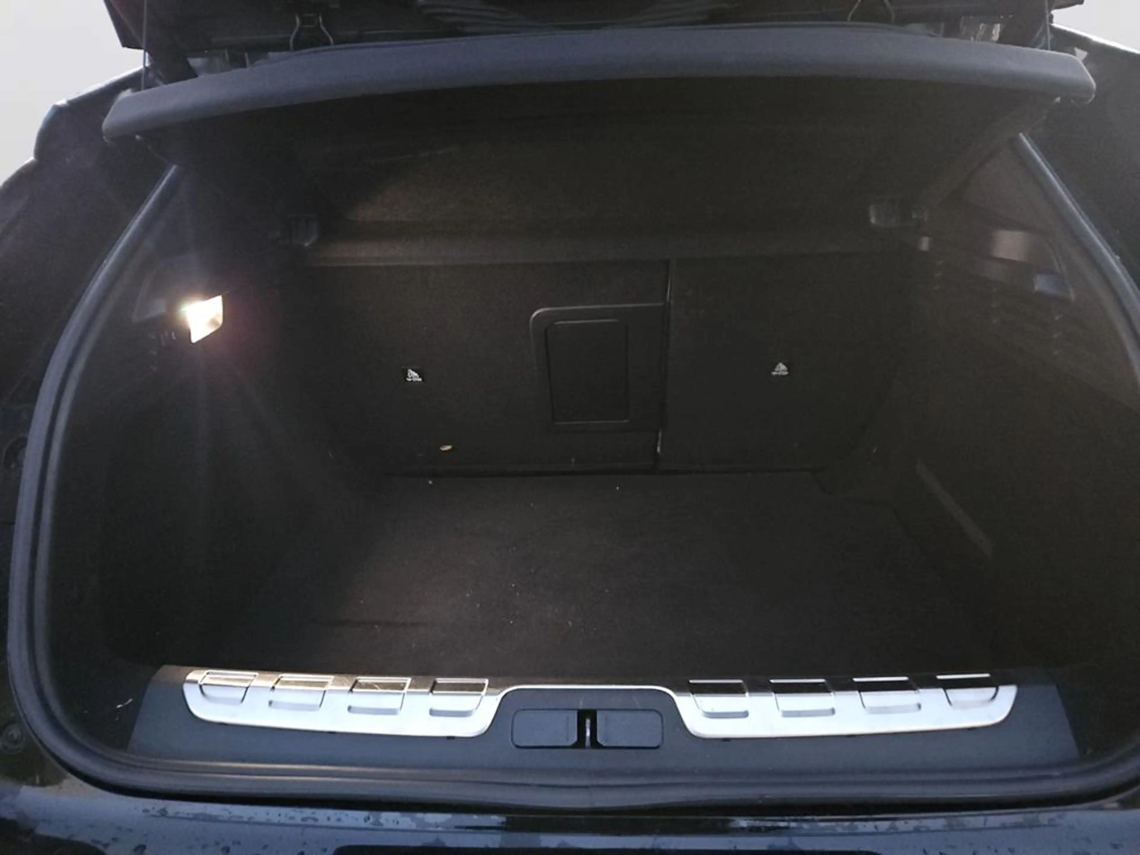 DS Automobiles DS 4 Esprit de Voyage PureTech 130 EAT8 — photo 6