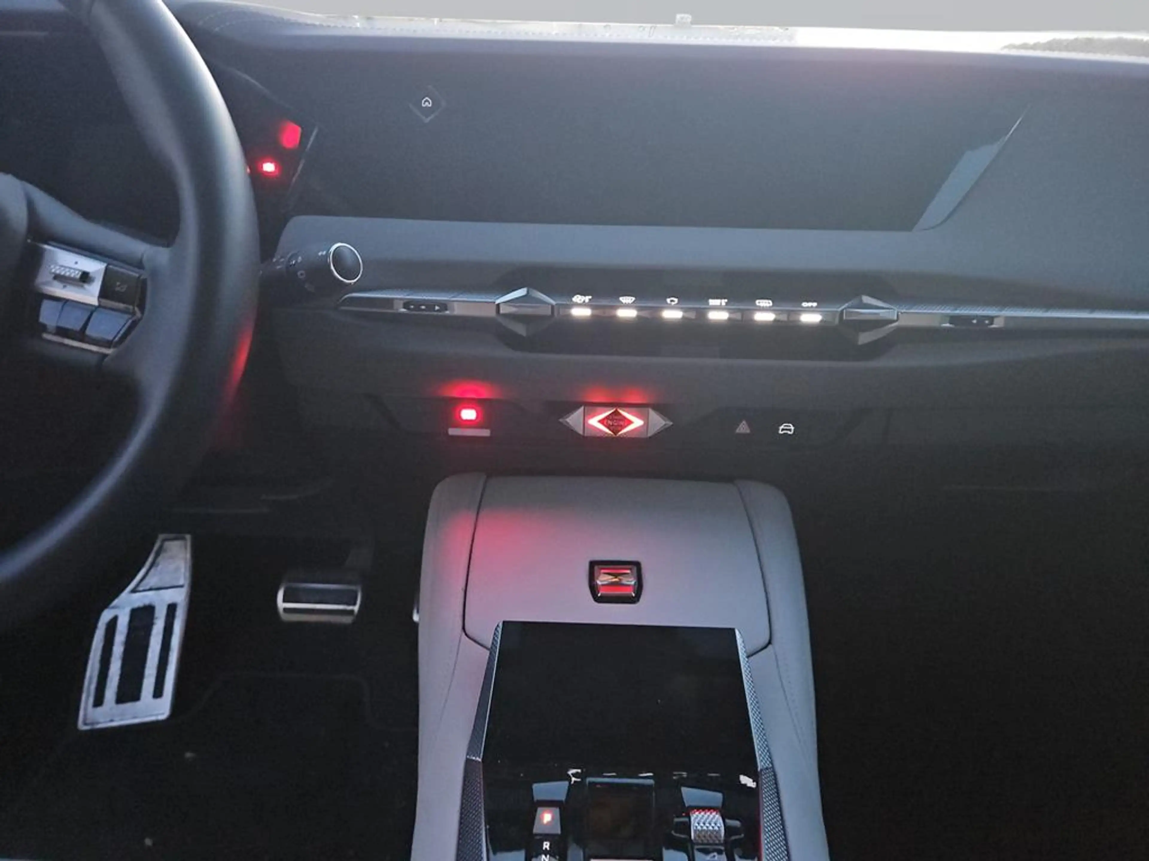 DS Automobiles DS 4 Esprit de Voyage PureTech 130 EAT8 — photo 11