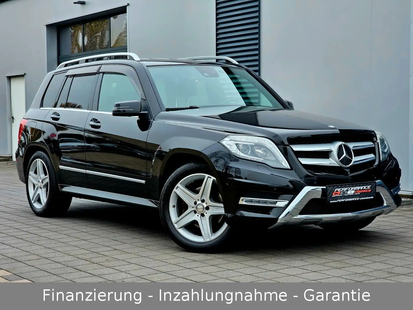 Mercedes-Benz GLK 350 4Matic AMG Paket + 1. Hand + Topzustand! Schwarz - 1