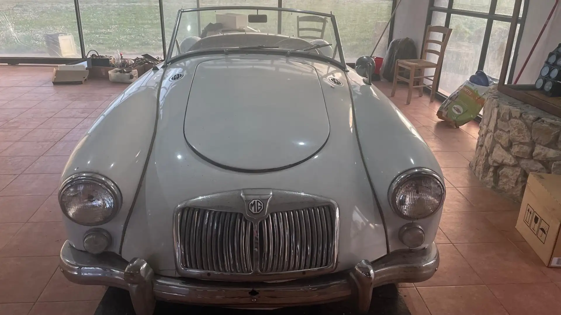 MG MGA - 1