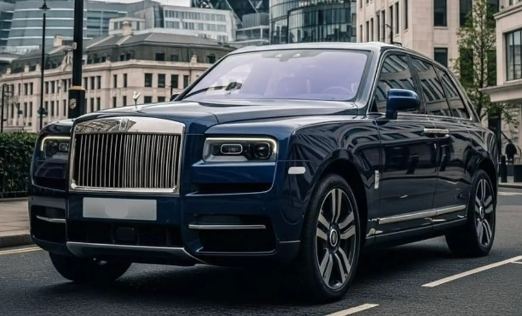 Rolls-Royce Cullinan Blauw - 1