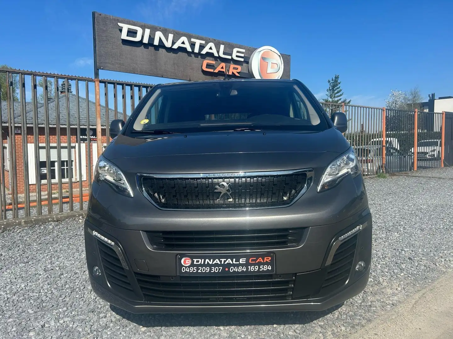 Peugeot Traveller 1.5 BlueHDi L2 8 Places 2 porte latérales Gris - 2