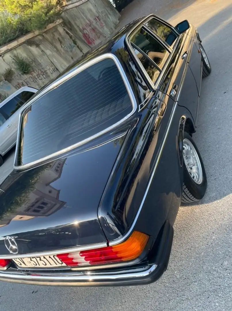 Mercedes-Benz E 230 Berlina Černá - 2