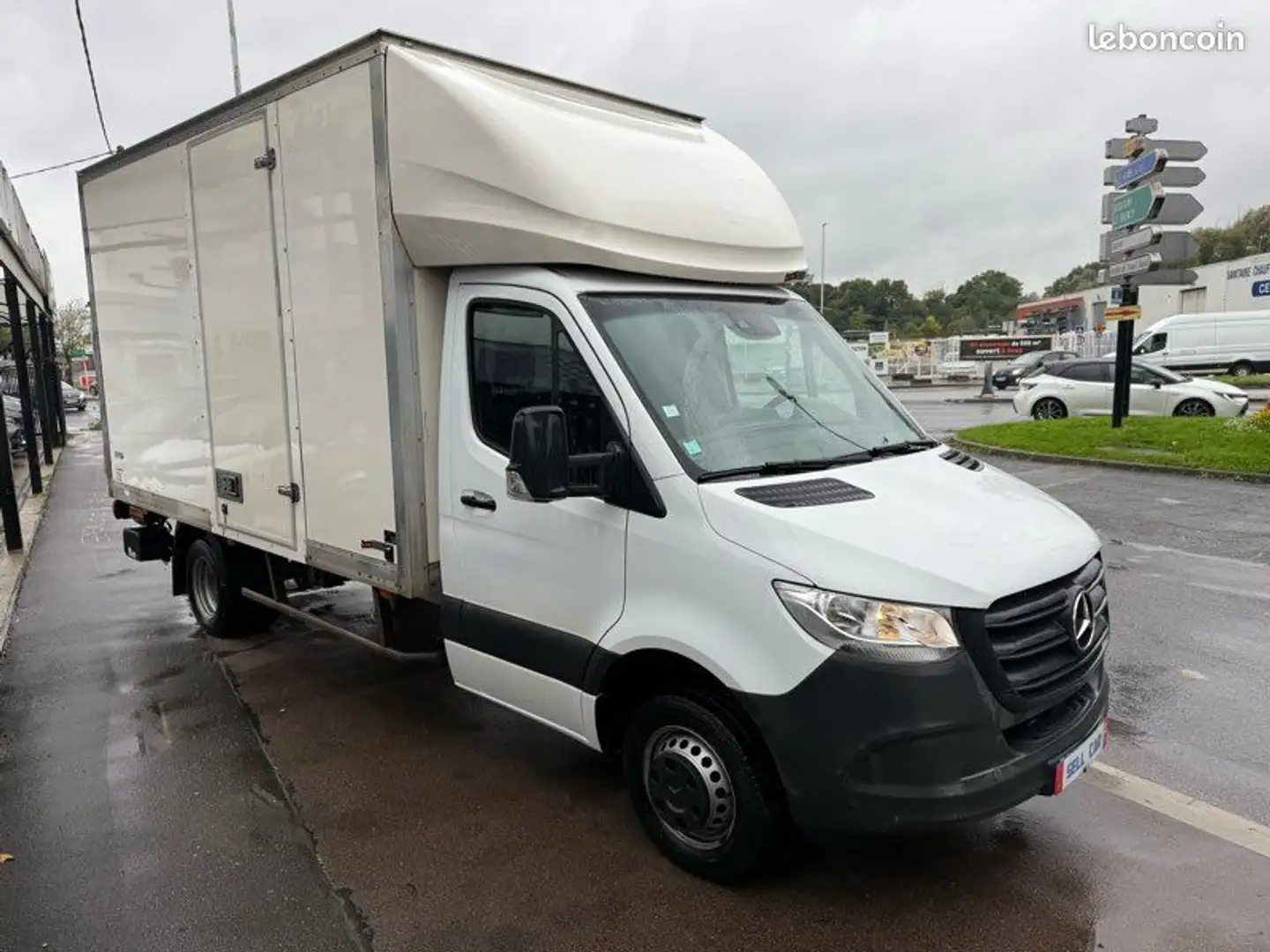 Mercedes-Benz Sprinter 514 cdi 143ch Hayon 22m3 - 2