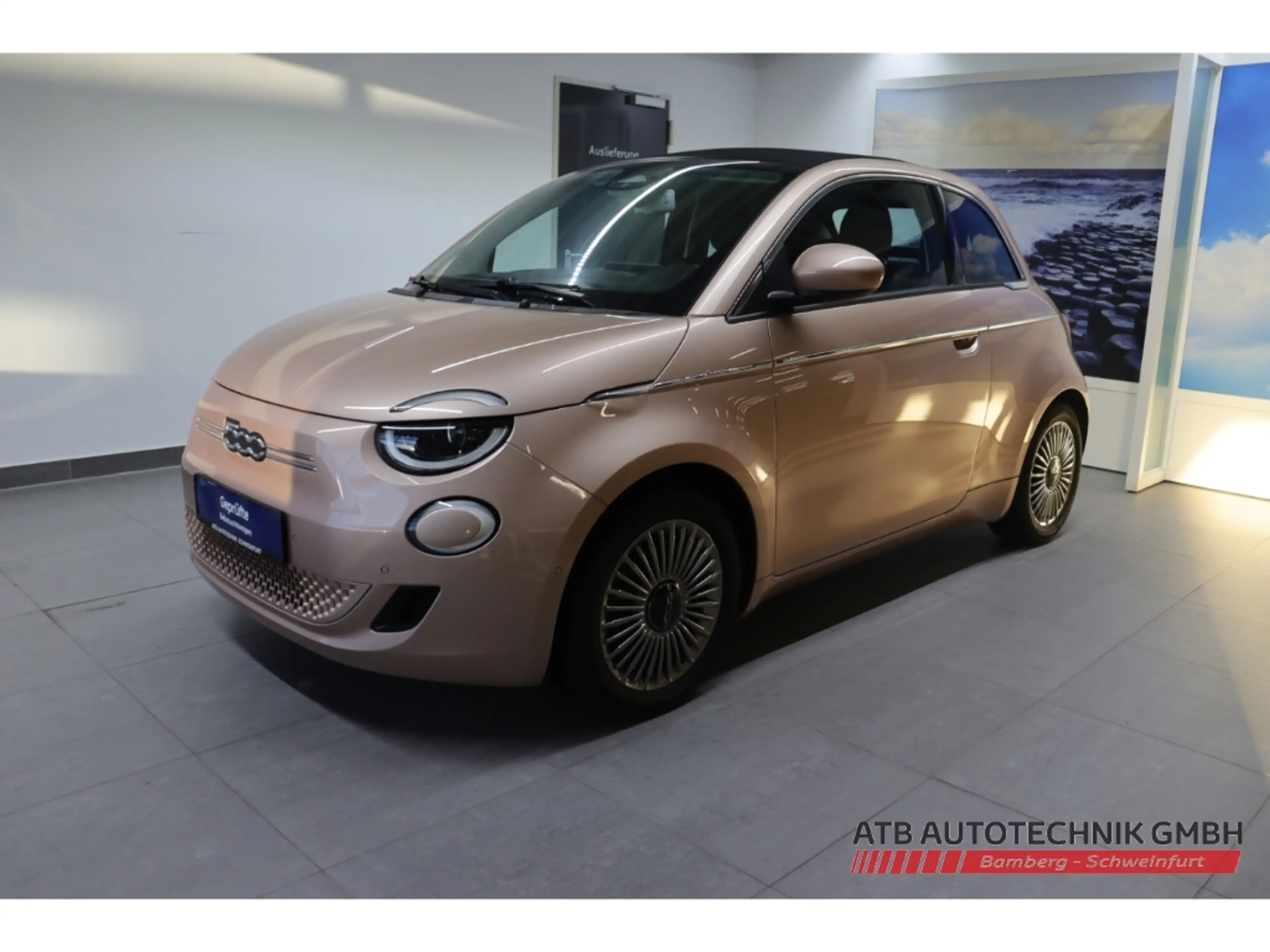 Fiat 500e 42kWh SOH 95,7% Komfort- und Stylepaket — photo 2