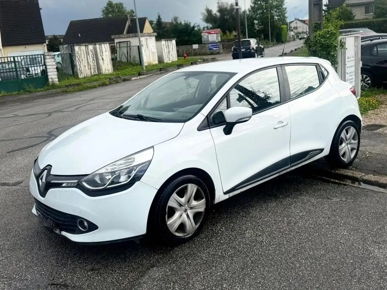 Renault Clio IV 0.9 TCE 90 ECO2 ZEN