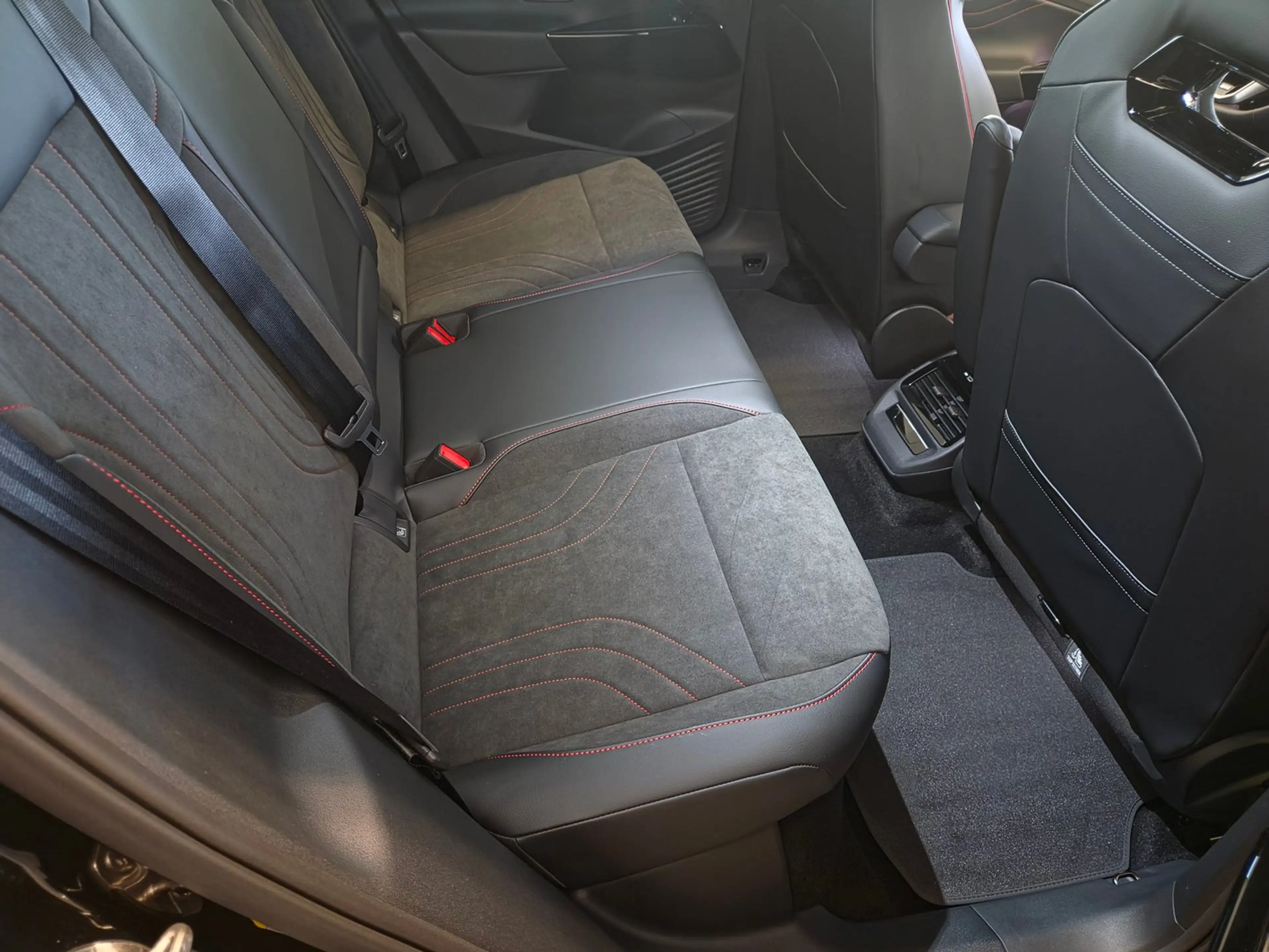 Volkswagen ID.4 GTX 4MOTION 250 kW Business -77 kWh — photo 20