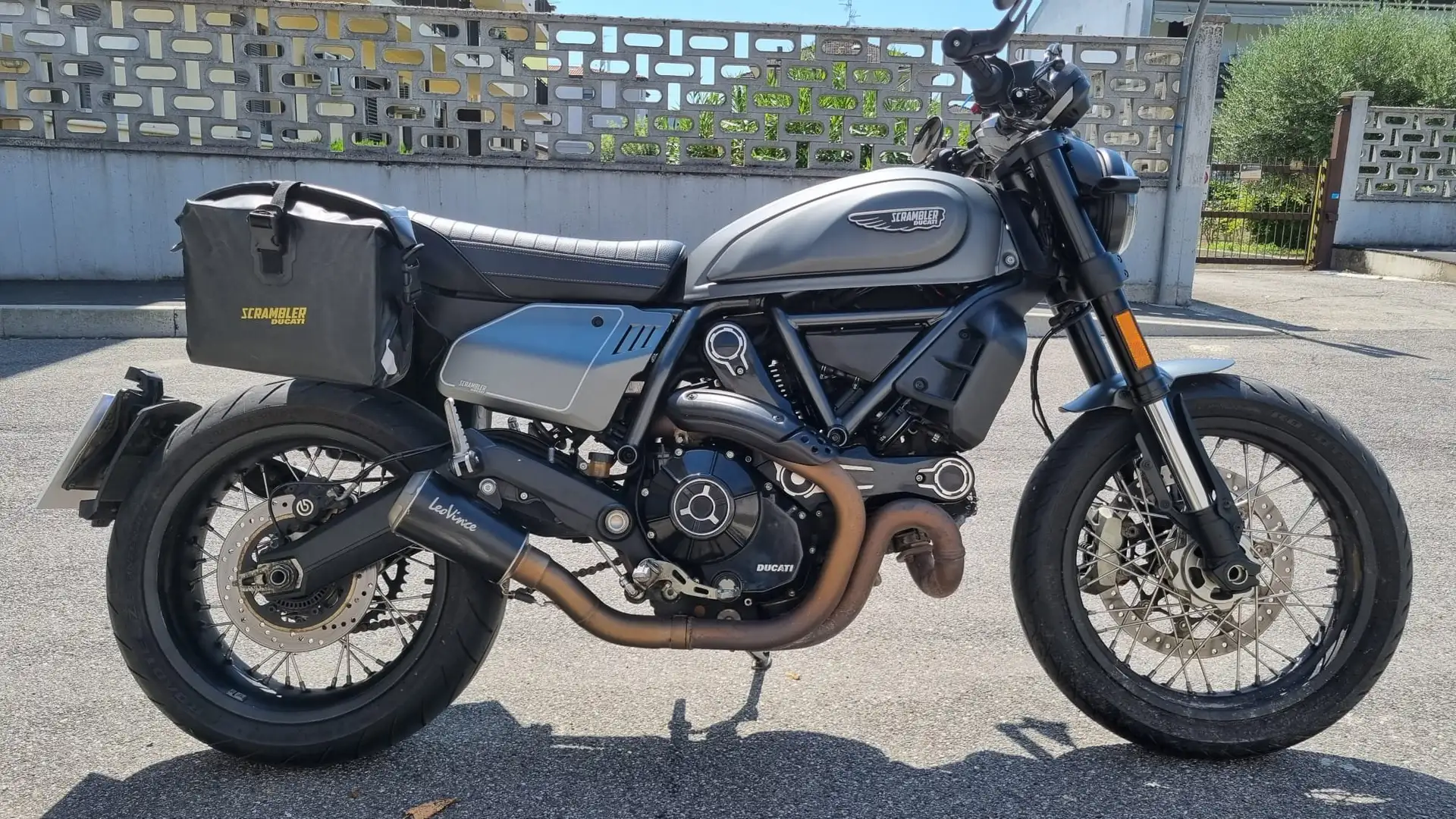 Ducati Scrambler Scrambler 800 Night Shift Grigio - 1