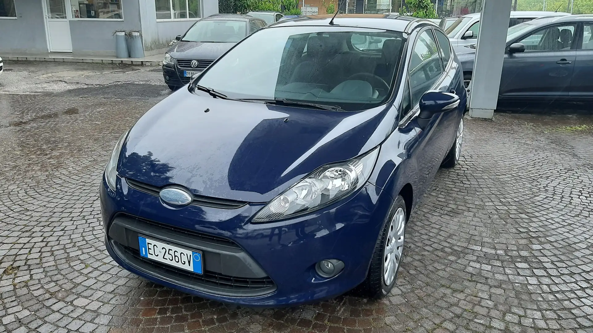 Ford Fiesta 1.2 3P. Azul - 1