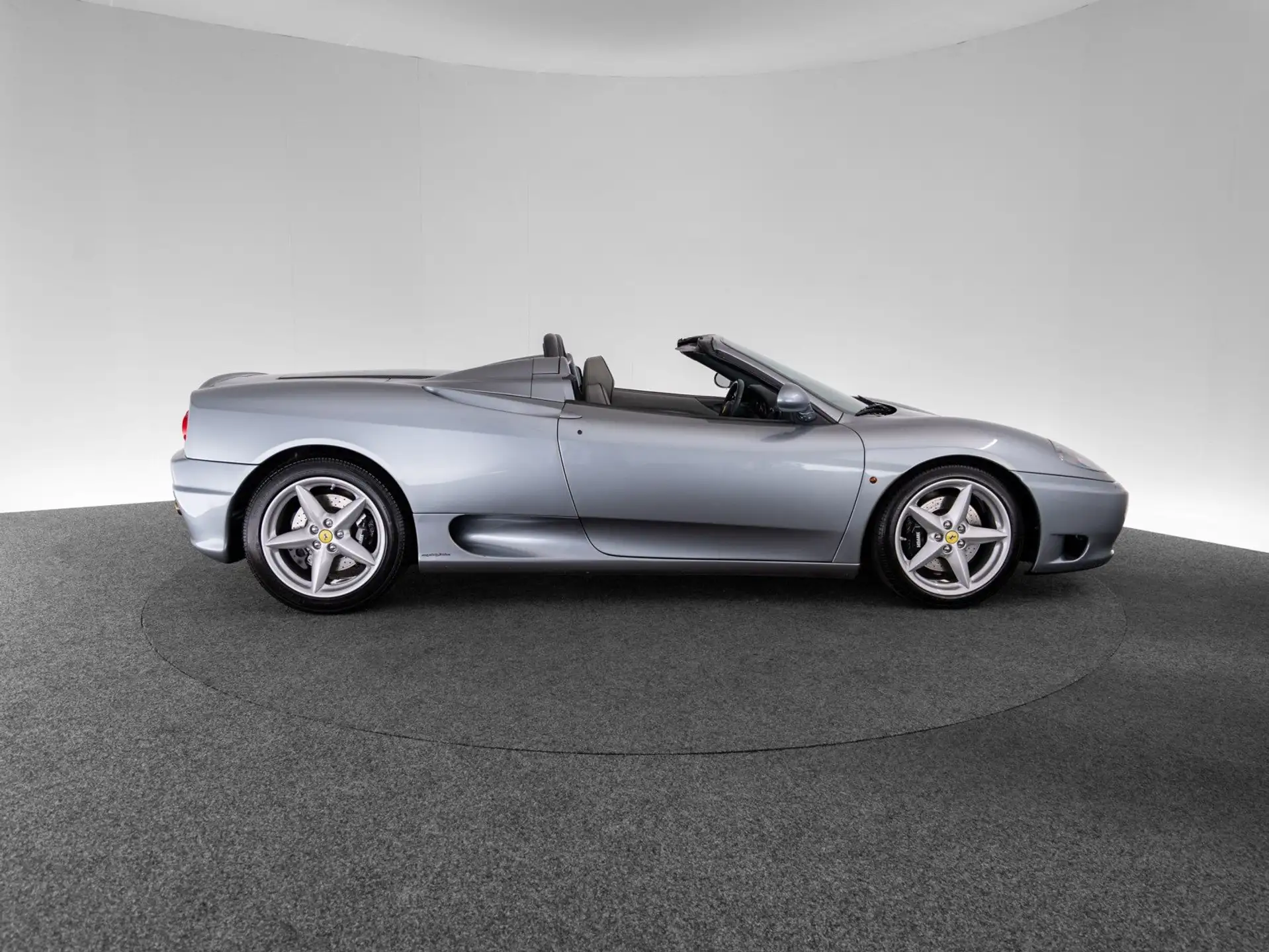 페라리 360 Spider 2003 은색 사진 4
